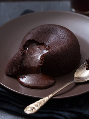 Çikolatalı Volkan Kek